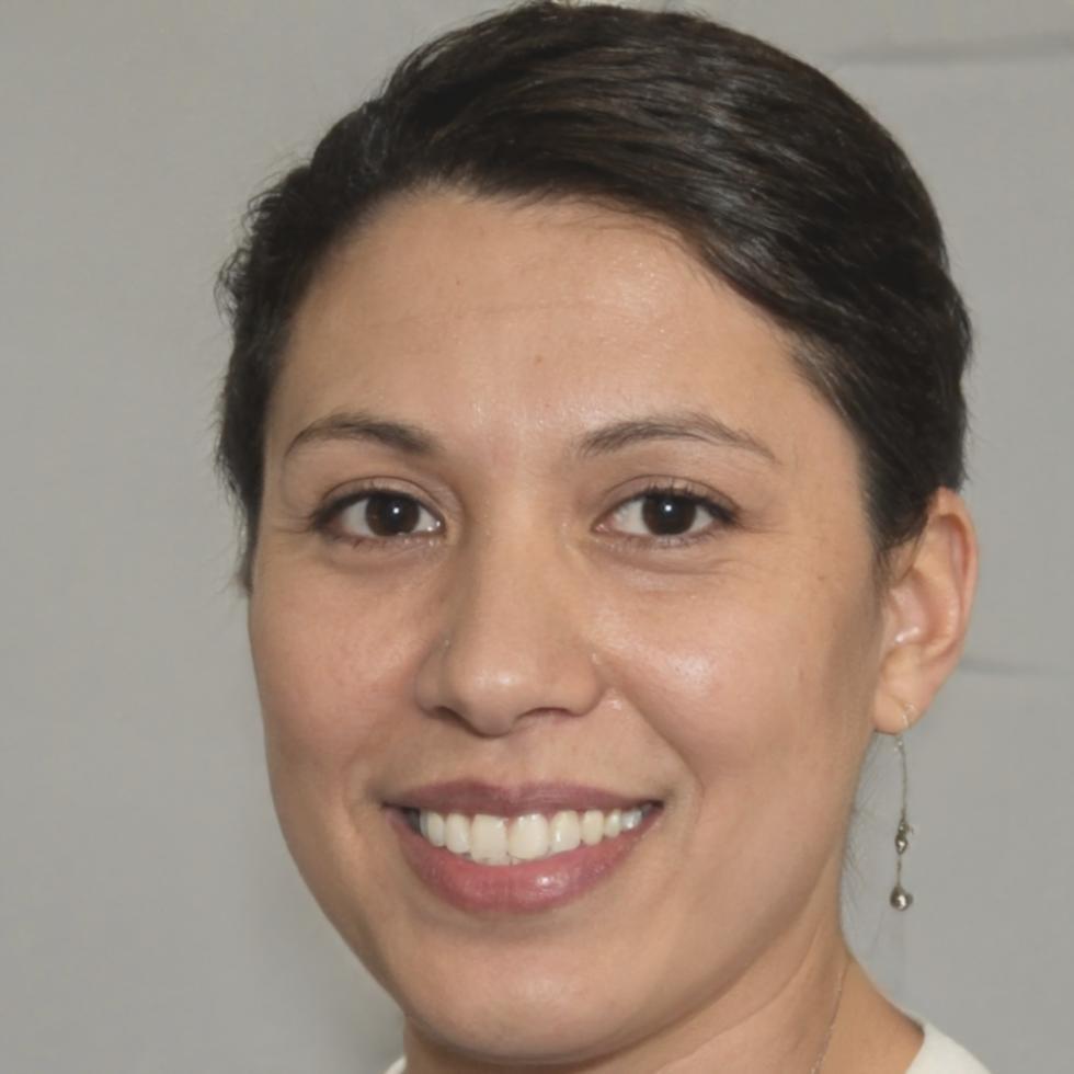 Cordelia Hartwell, Senior Financial Recovery Strategist
